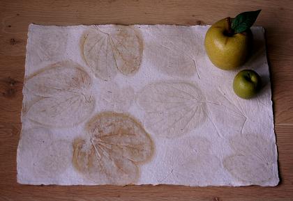 Indipaper - white heart leaf (white heart leaf)